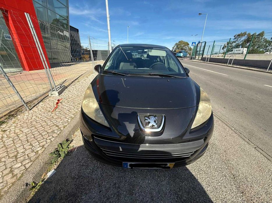 Peugeot 207 1.4 Gasóleo
