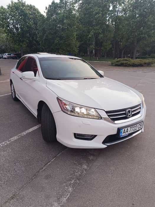 Продам Honda Accord Executive.