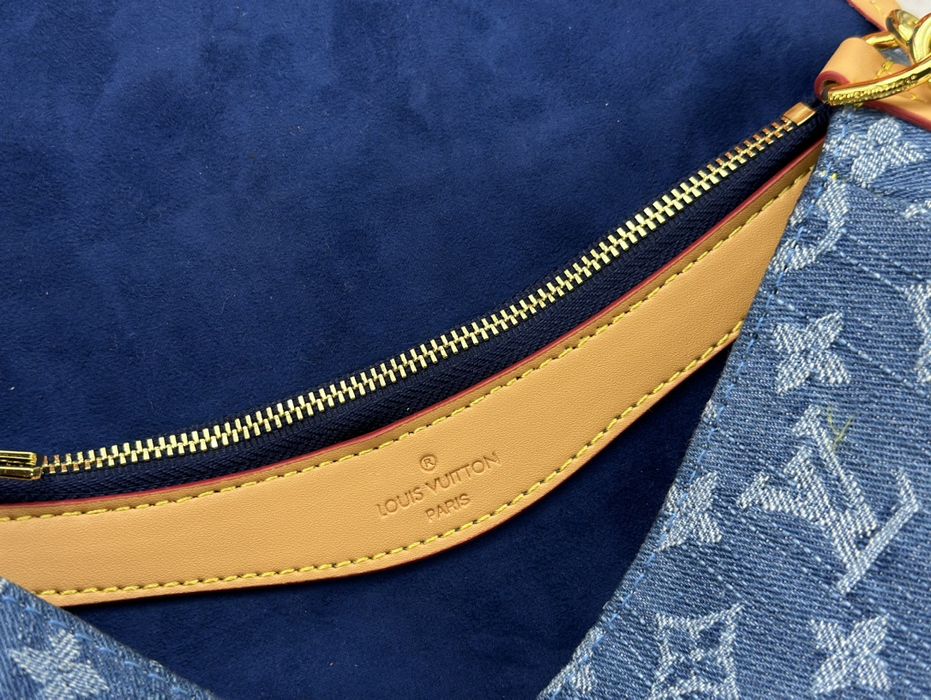 Жіноча крос-боді LOUIS VUITTON M46386