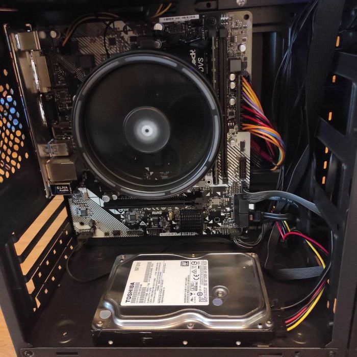 Компьютер AMD Athlon 300GE системный блок