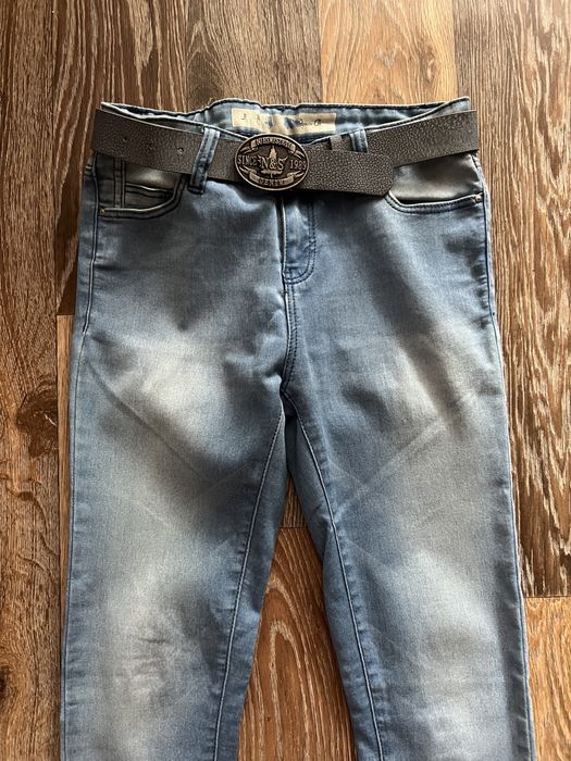 Джинсы женские