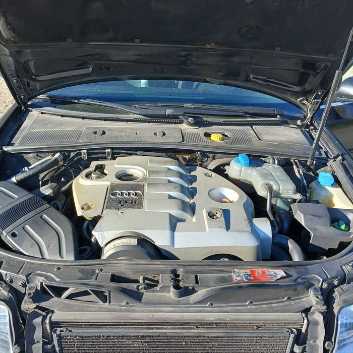 Audi A4 1.9TDI de 2001 - Peças Usadas