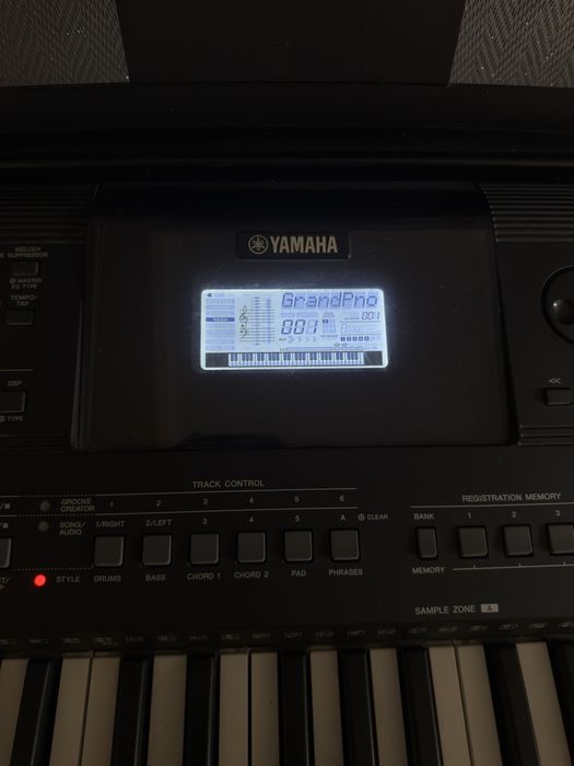 Teclado Yamaha E463