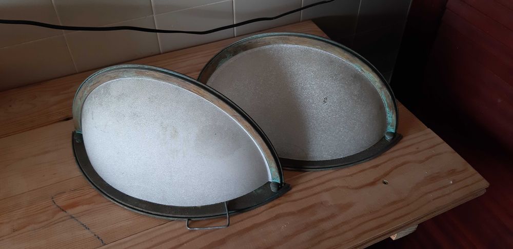 Candeeiros de parede vidro e metal