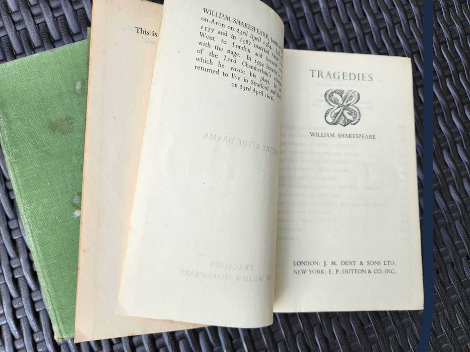 William Shakespeare-2 Livros Tragédias e Comédias