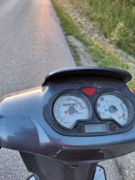 Skuter zip steed 50
