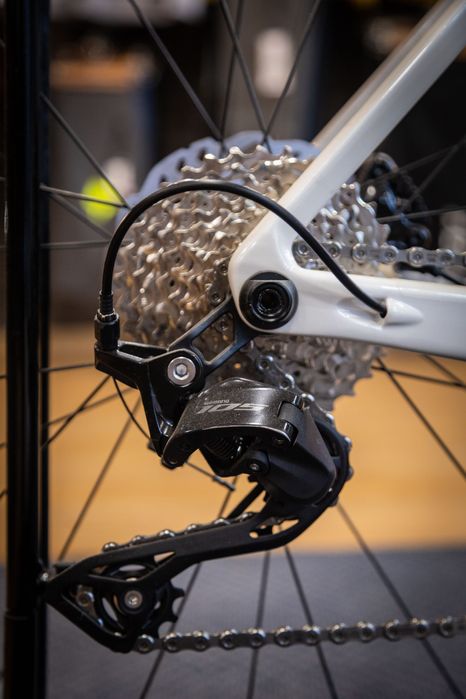 Bicicleta de Estrada Focus Izalco Max 8.7