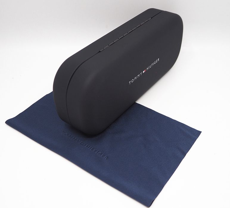 Tommy Hilfiger etui na okulary