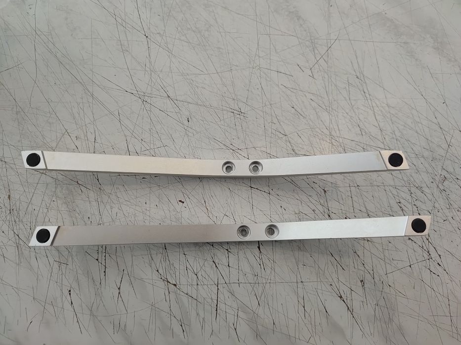 Nóżki Sharp 55BL2EA podstawa nogi + śruby