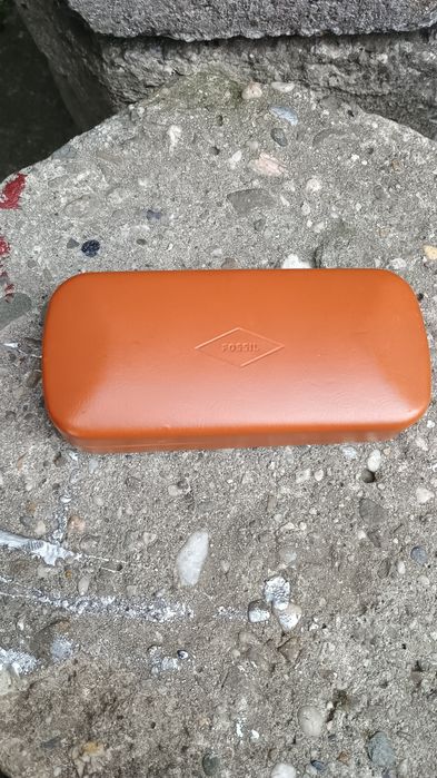 Sprzedam etui na okulary - 15 zł