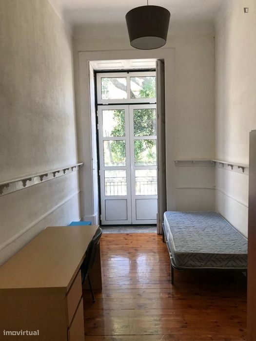 Quarto - localizado em Covilha