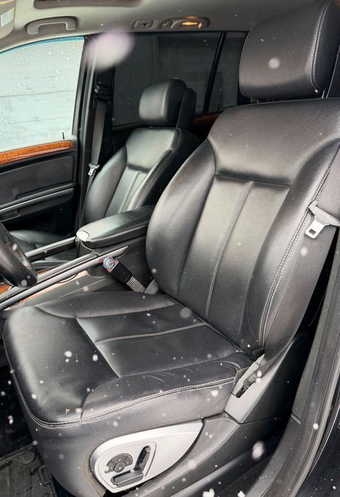 Mercedes GL 7 місць повний привід газ бенз гільзован в чудовому стані