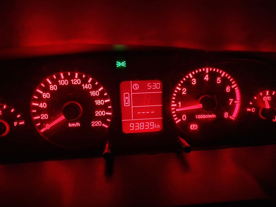 Авто в хорошому стані нефарбоване