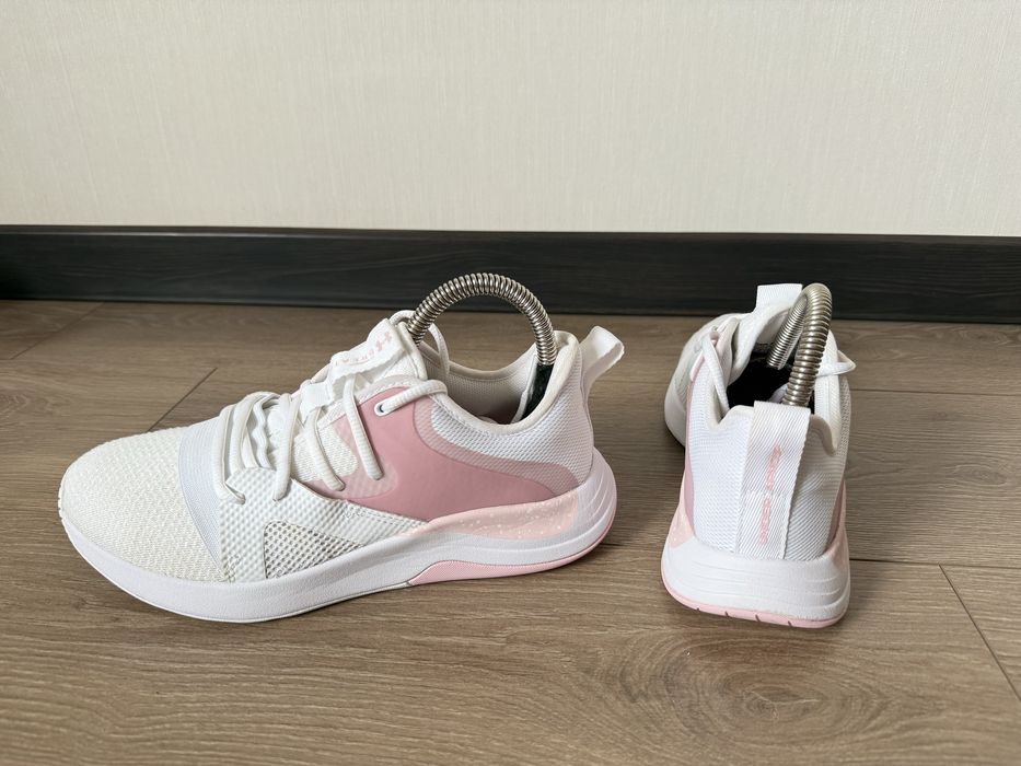 Кросівки Under Armour 39  розмір