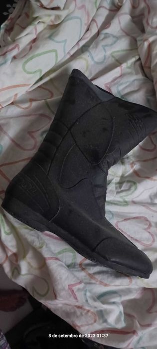 botas spool moto nº46 +galocha 46 , tb srª ysl + sandalias  ONOFRE