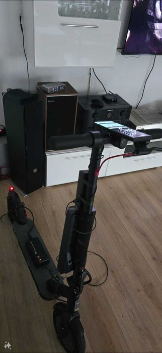 Hulajnoga elektryczna customowa dowalona na maxa