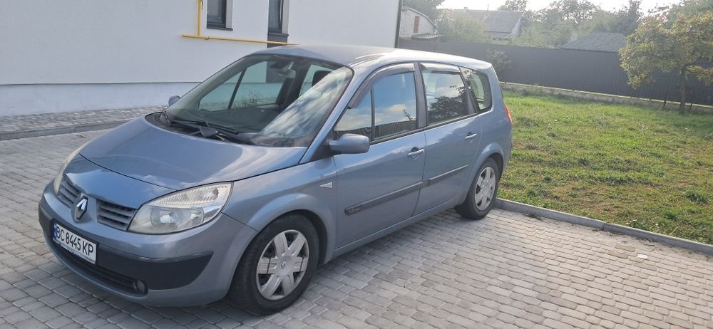 Scenik 2 grand 1,6