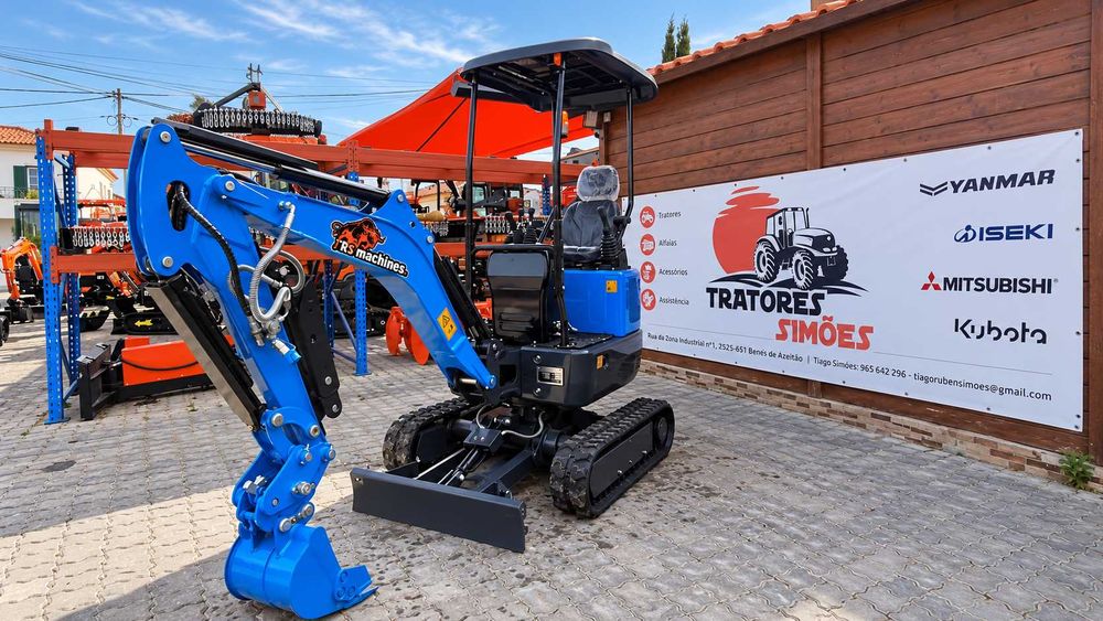 MINI GIRATÓRIA RIPPA R10 | 1000 KG | COMPACTA, ÁGIL E PRONTA PARA TRABALHAR