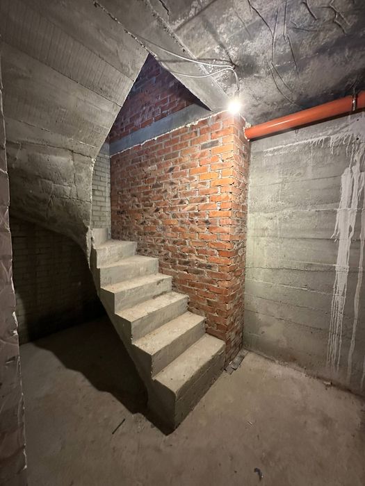 Продам одноповерховий будинок з укриттям в с.Бобриця