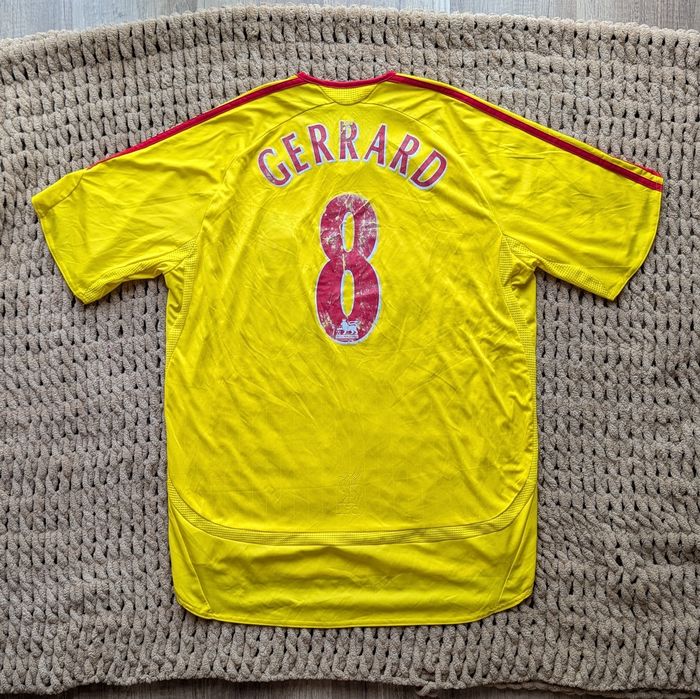 Футбольна форма adidas Liverpool 06/07 Gerrard #8  L оригинал