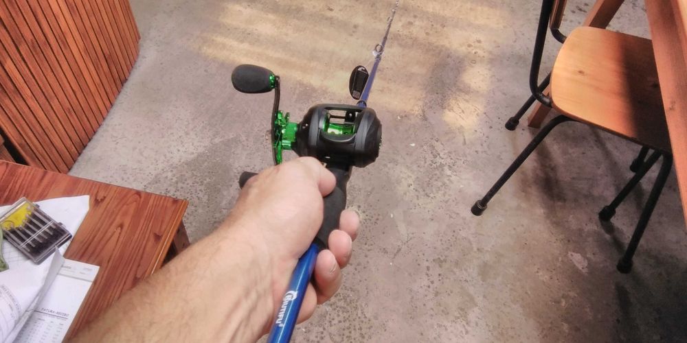 Conjuntos de casting
canas de 4 secções,180 m.