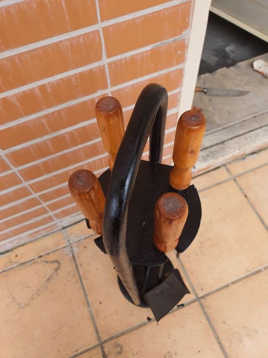 Conjunto de ferramentas para lareiras
