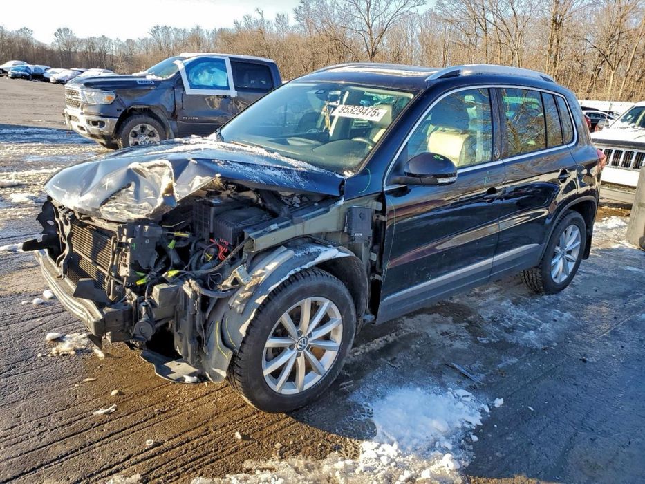 Volkswagen Tiguan 2012 / 2017 авто