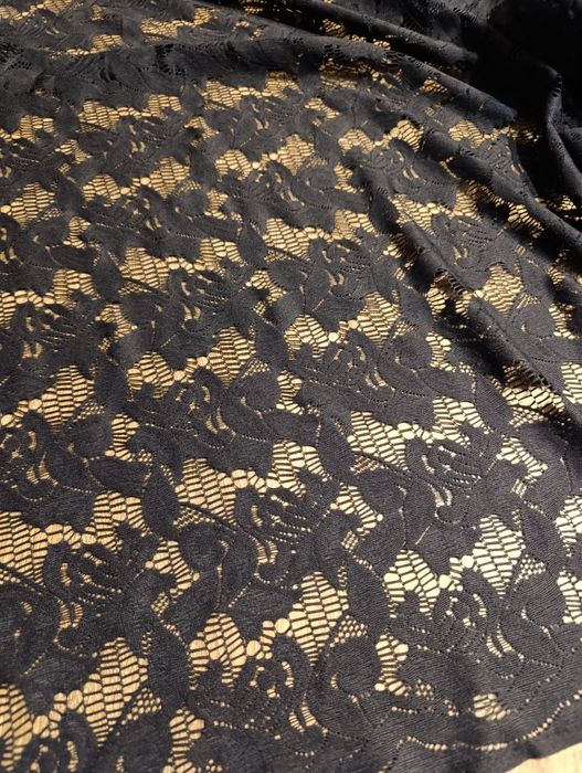 Мереживо,відріз на плаття!