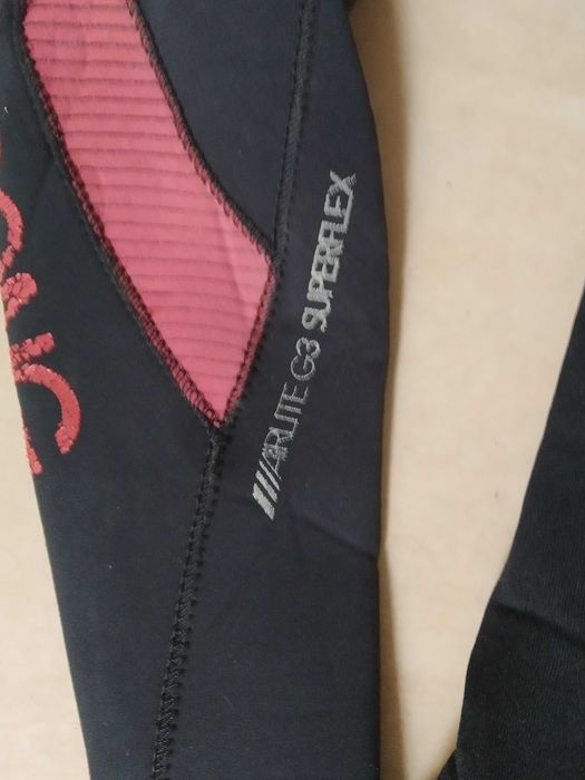 Fato surf Billabong para mariscar M