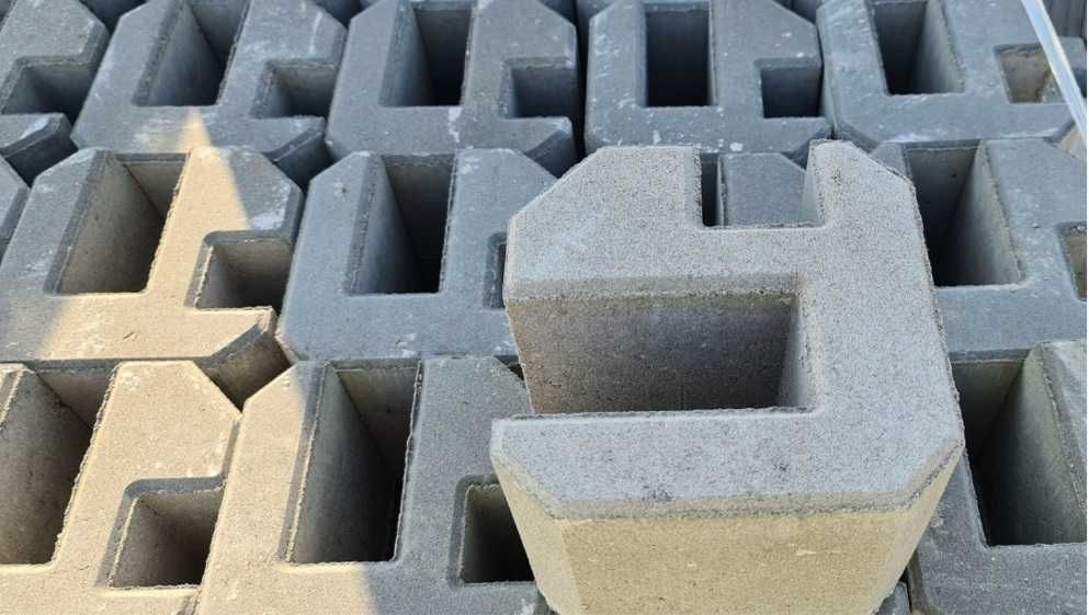 Łącznik betonowy 20cm przelotowy pestka bloczek do podmurówki