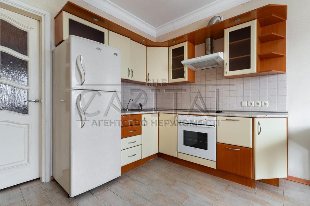 Продаж квартири, вул. Токарева, Солом'янка, Київ