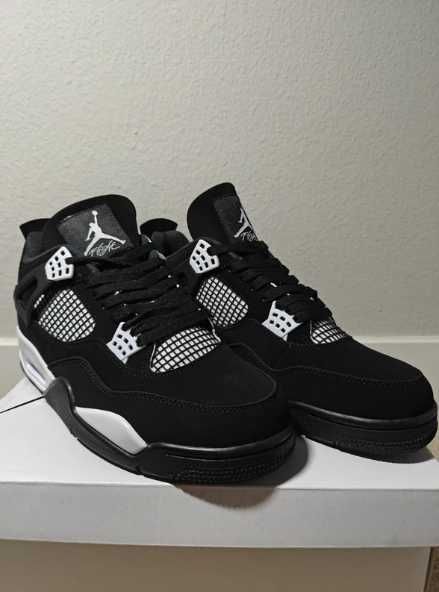 Jordan  Air Jordan 4 Retro "White_Thunder"R.38