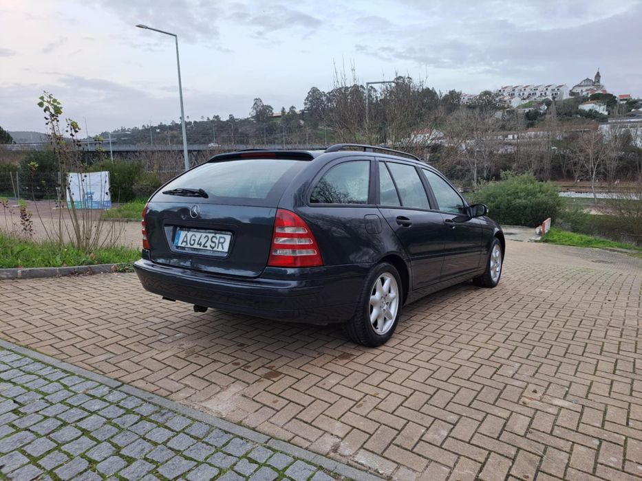 Mercedes benz c220 cdi 206 mil kms reais