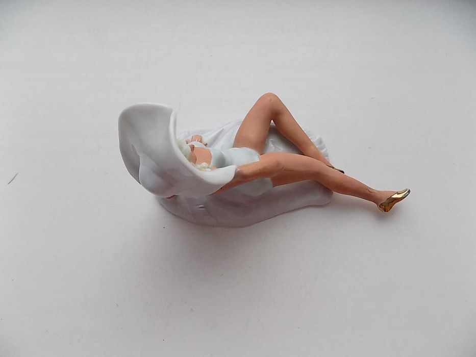 Статуэтка Купальщица номерная ГДР фарфор, h - 21 см