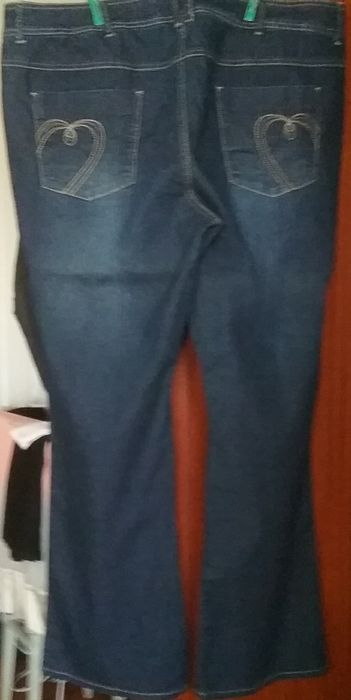 Джинсы новые мужские,размер 56-58,темно-синий цвет,"Authentic Denim".