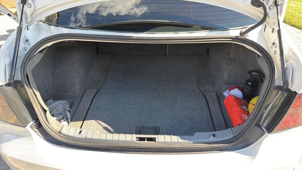BMW Seria 3 E90 – 2009 r. | 320 KM | Gwint MTS