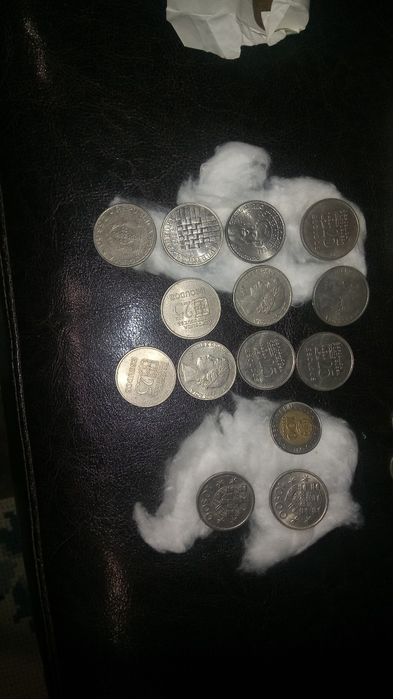 Moedas de escudos, centavos, comemorativas e notas-lote64751143698434125
