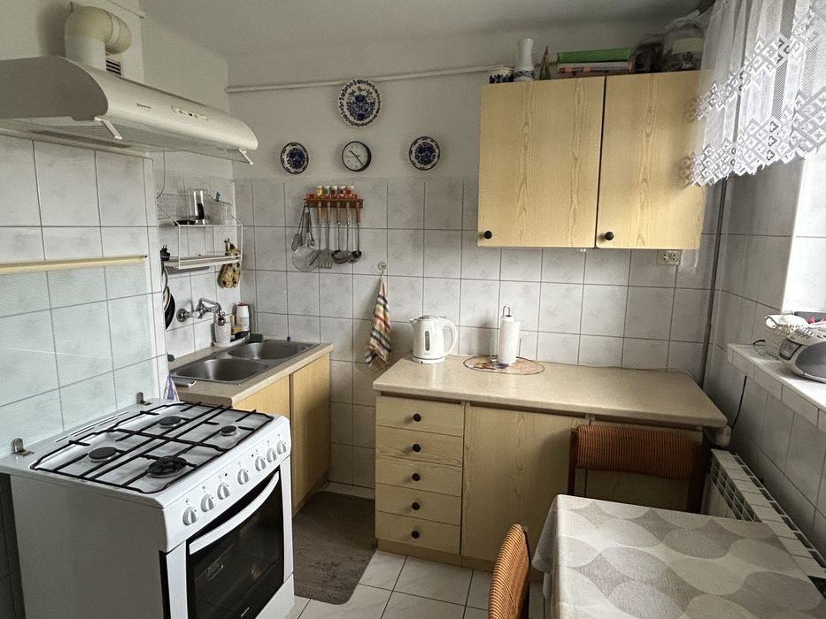 Mieszkanie na sprzedaż - 2 pokoje, IV piętro