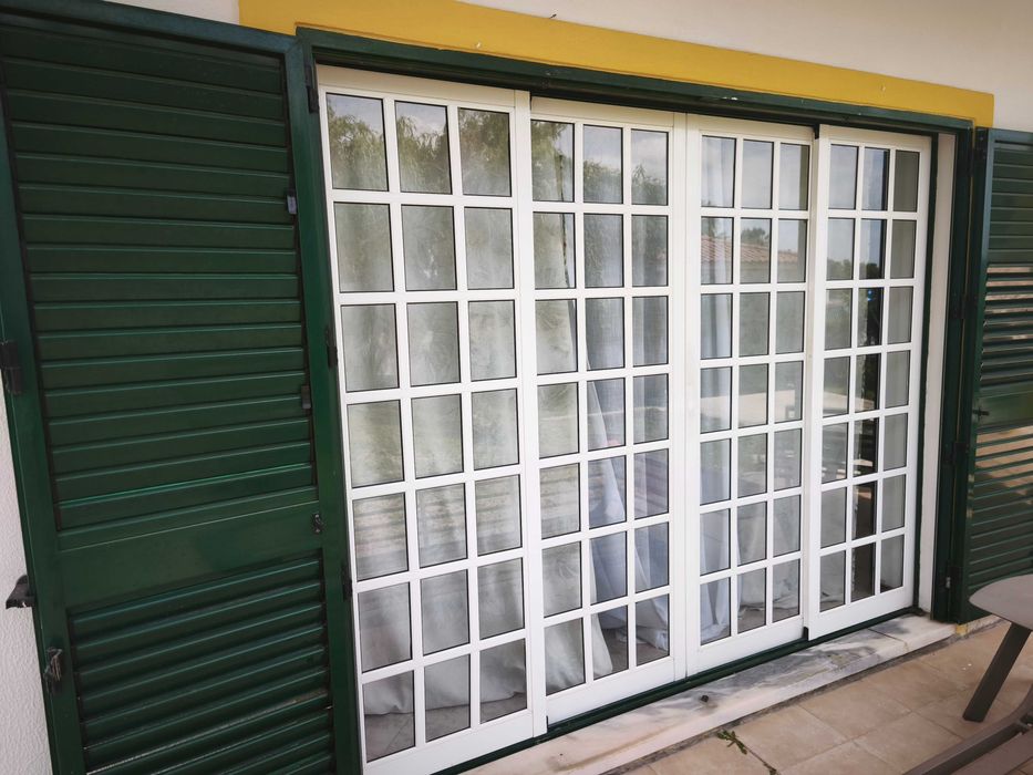 Janelas e portas em alumínio