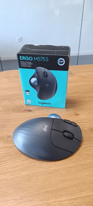 Rato Logitech M575