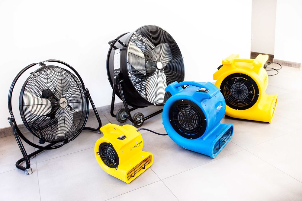 Osuszanie Budynków-Osuszanie po Zalaniu-Wynajem osuszaczy