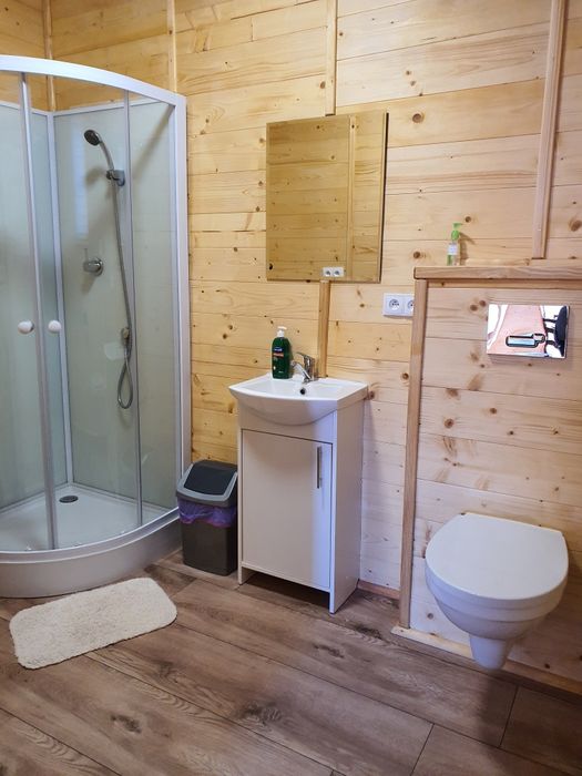 Wakacyjne domki w Karwi