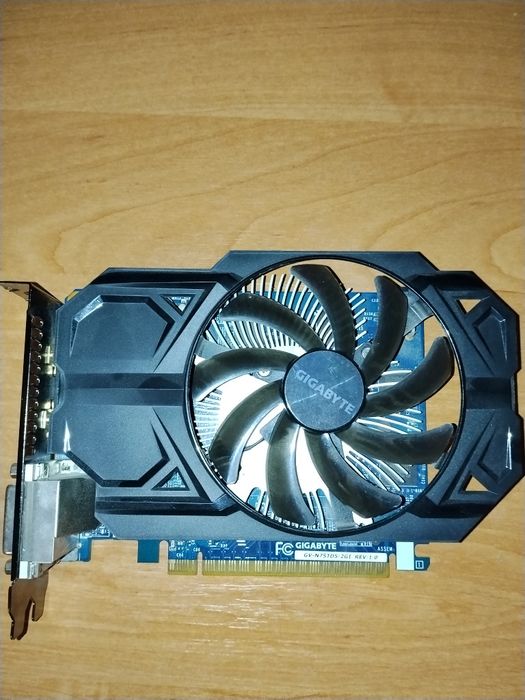Оперативная памятьддр3 , Gtx750ti 2g   и Gtx650 1g. Цена за все 3600гр