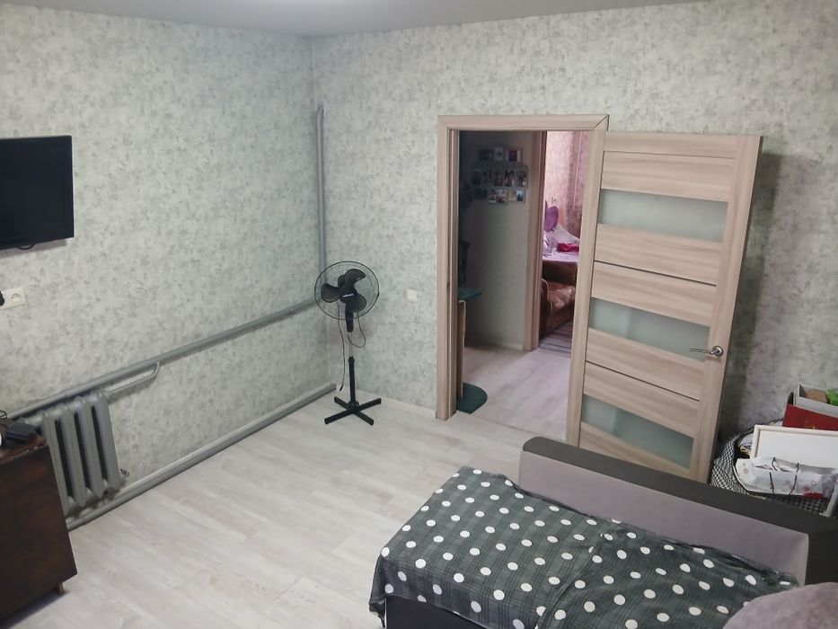 Будинок 1/2 продається