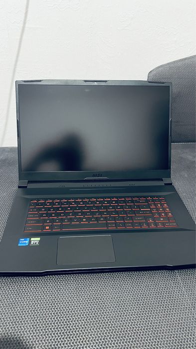 Jak nowy laptop MSI Katana GF76 i7 11800H 16GB 6GB idealny super mocny
