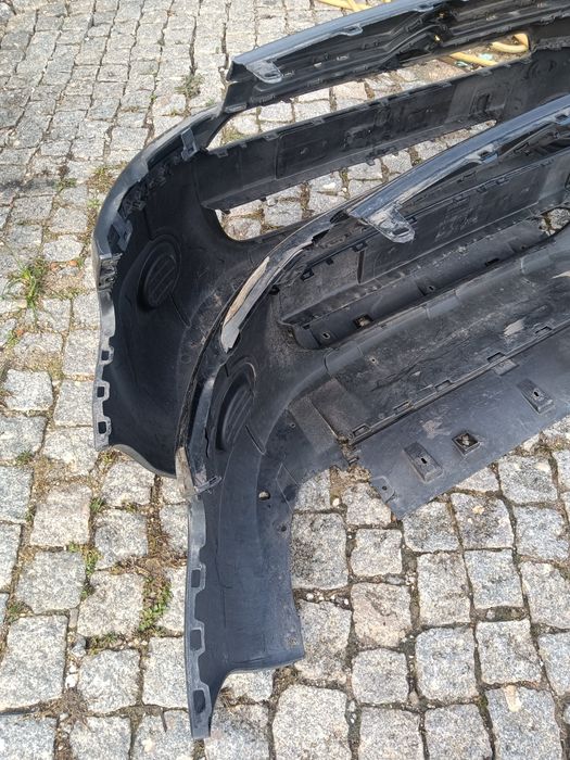 Parachoques citroen Berlingo Peugeot partner 2010