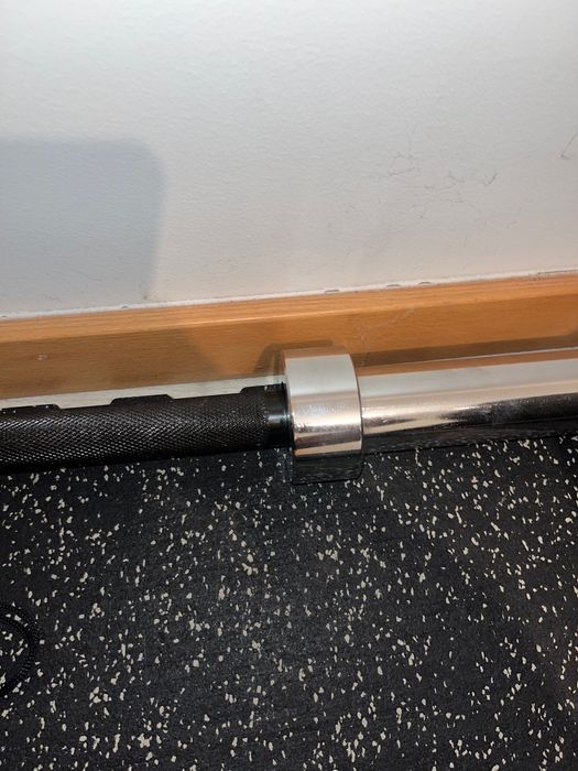 Barra olímpica pro series barbell - 2,20 M / 20 KG