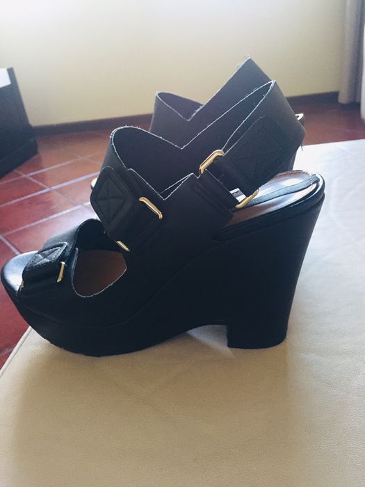 Sandálias 37 ( Como novas )