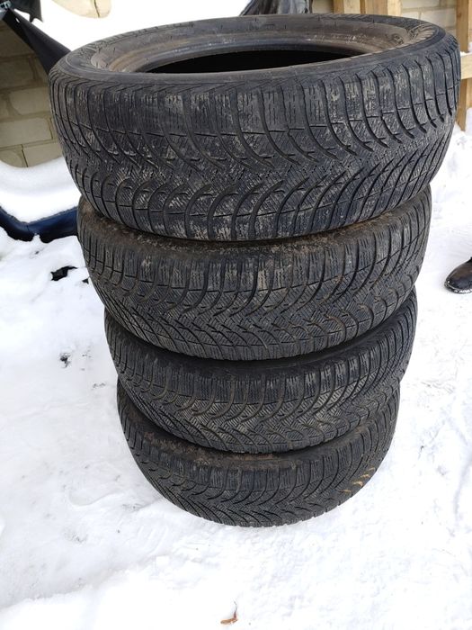 Michelin Alpin A4 215/60/R16