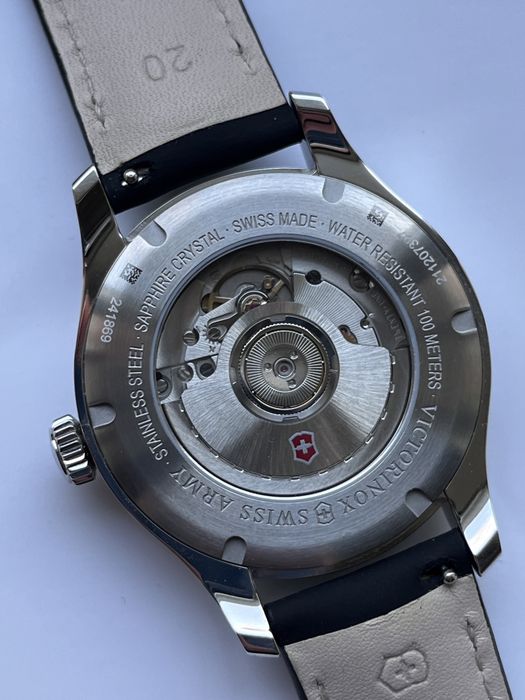 Премиальный калибр‼️Victorinox Alliance Automatic (сапфир, 100 метров)